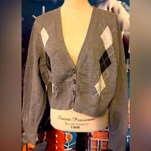 NWOT Lane Bryant sweater size 18/20 in argyle pattern w/ gray & white button or